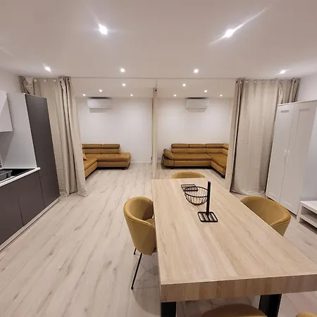 Charming Old Town Apartment, Steps Away From The