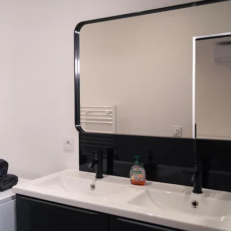 Charming Old Town Apartment, Steps Away From The *