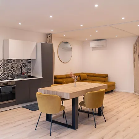 Charming Old Town Apartment, Steps Away From The Lejlighed Annecy